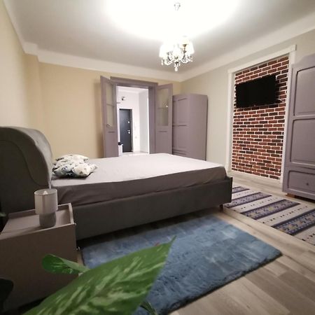 Hhh Sforii Residence Brasov Room photo